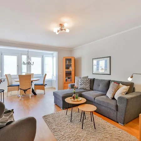 Bergen In - Stilvolle Mit Parkplatz Und Strandkorb, 200m Zum *