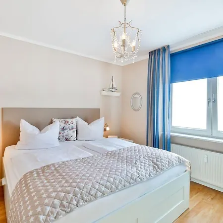 Apartment Bergen In - Stilvolle Mit Parkplatz Und Strandkorb, 200m Zum Binz