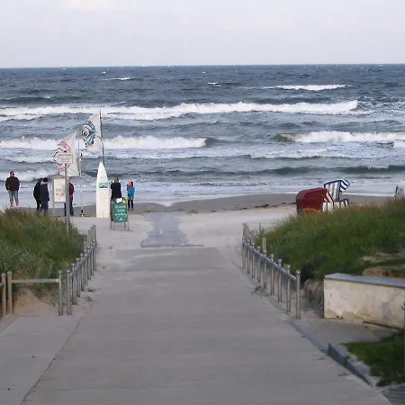 Bergen In - Stilvolle Mit Parkplatz Und Strandkorb, 200m Zum *
